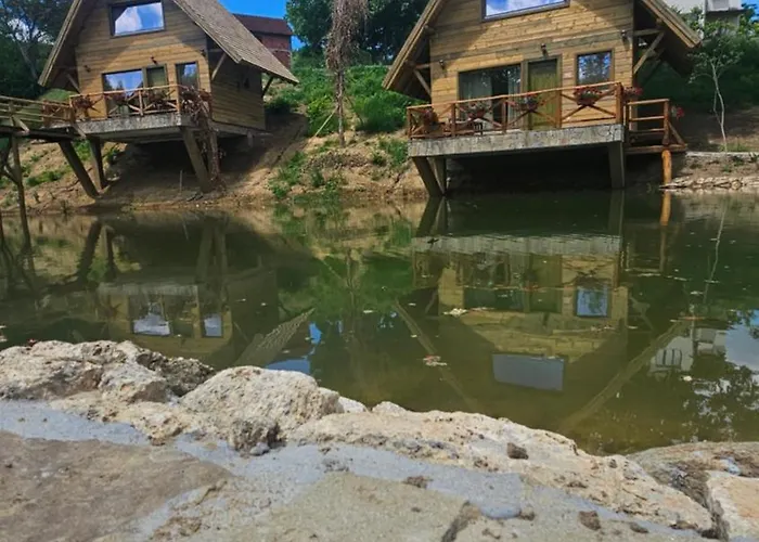 Апартаменты Eko Zaseok Brana Rekovac